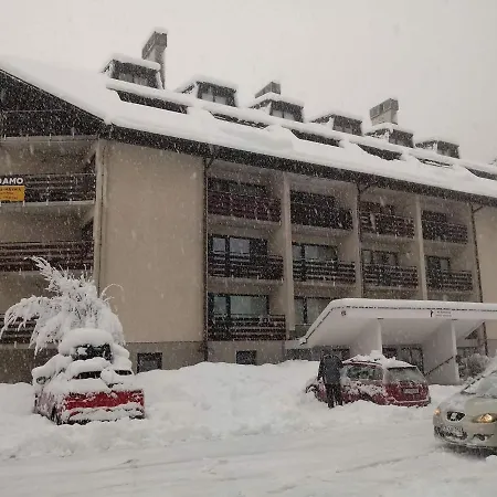 Apartament Ina